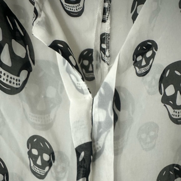 Sheer White with Black Skulls Blouse with Roll-up Sleeves - Picture 5 of 10